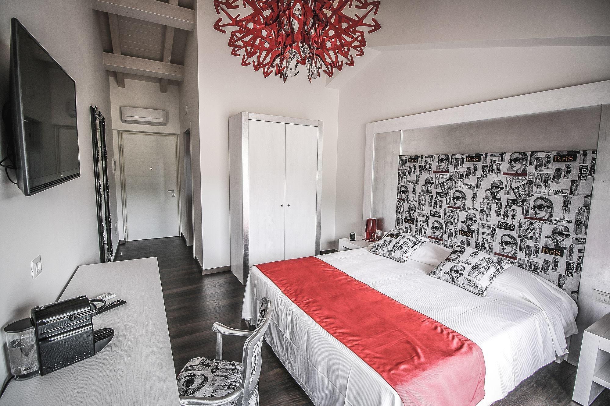 Hotel La Compagnia Del Viaggiatore L'Aquila Ngoại thất bức ảnh